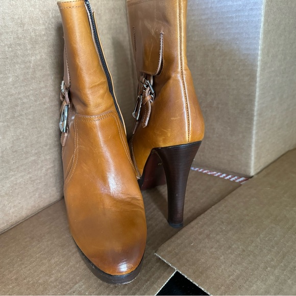 Ralph Lauren Caramel Booties - Picture 7 of 7